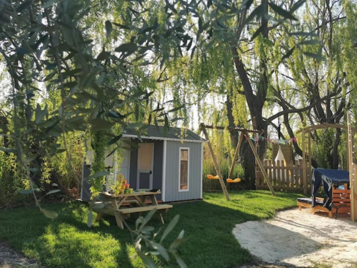 Mas de Férigoulet -La Rose des Vents& Univers enfants Lou Pitchoun Orgon Exterior foto